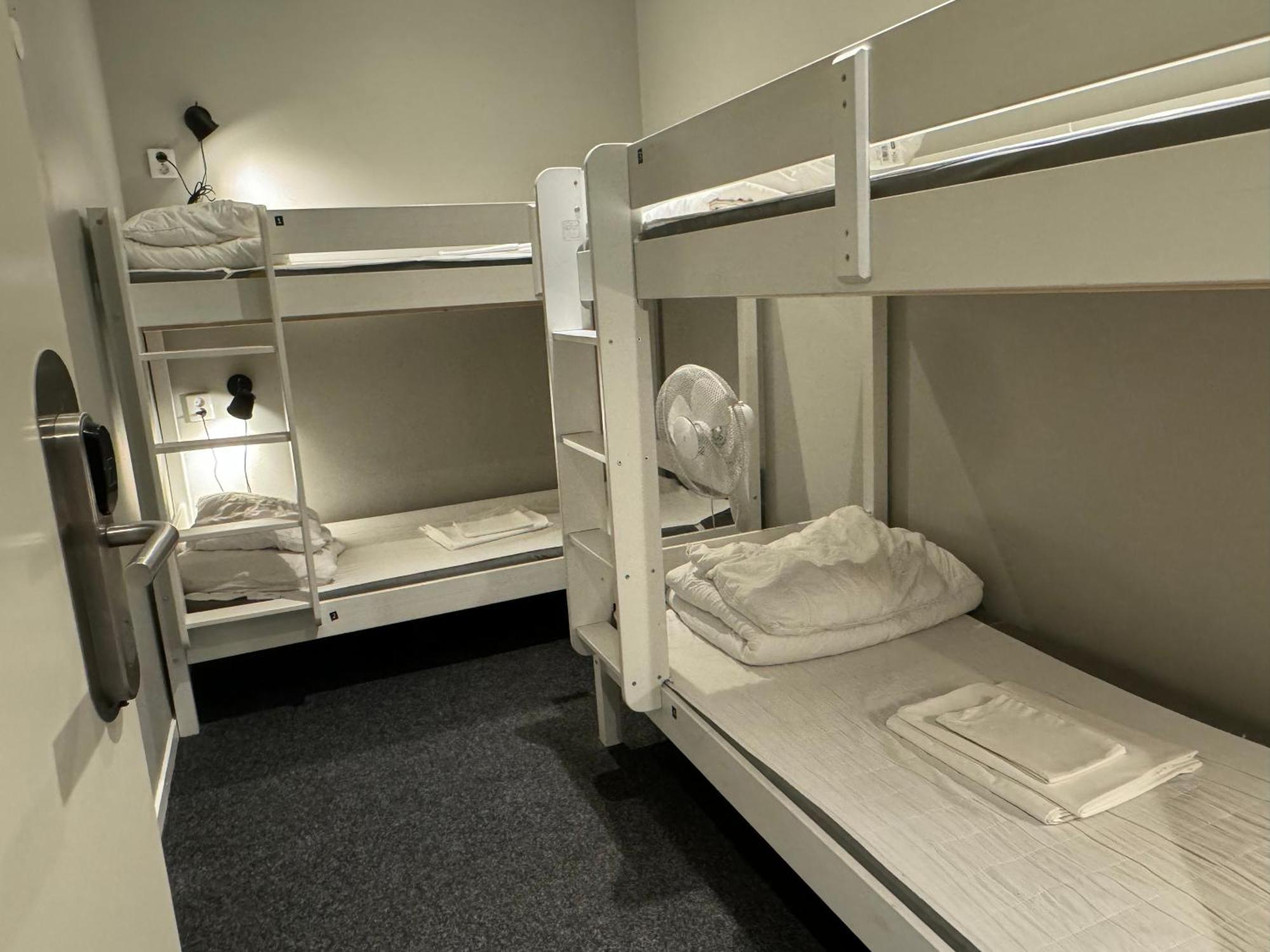 Grad Hotel And Hostel Stockholm Bagian luar foto